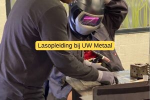 Werken en leren lassen bij UW Metaal